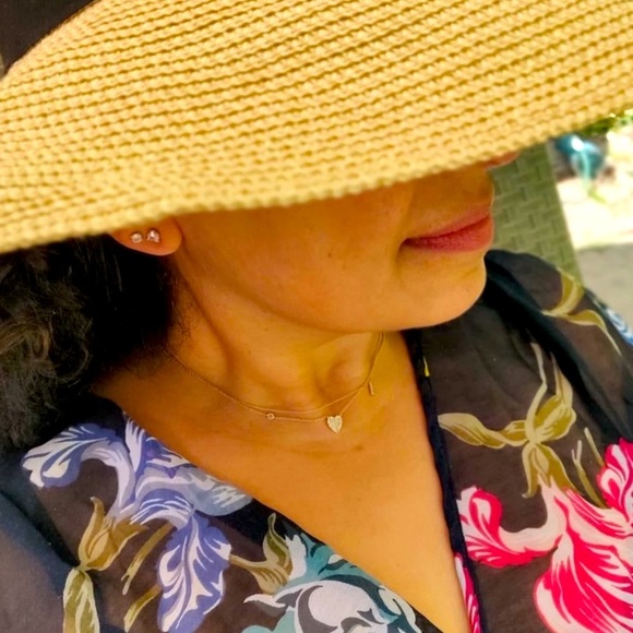 :: Stella & Dot | Keepsake Gold, Crystal & Pavé Heart Necklace+Earrings Gift Set - Picture 7 of 8